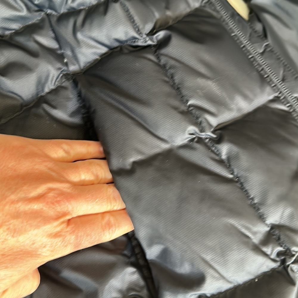 Under Armour ColdGear Puffer Vest – Women’s Small - Picture 4 of 7